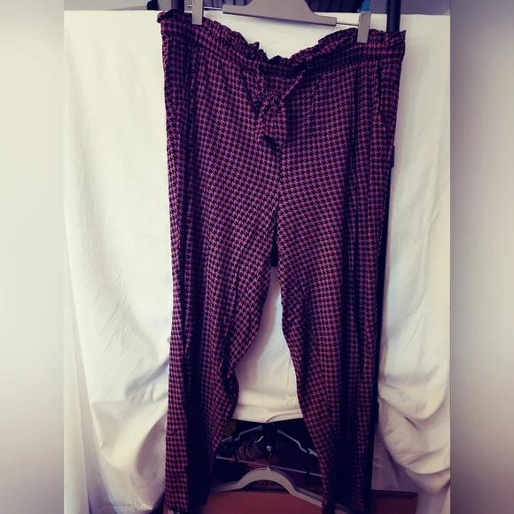 ⛄️HP🌞Torrid Slim Taper Studio Luxe Ponte High-Rise Tie-Front Pants, Size 2xl - Picture 7 of 11